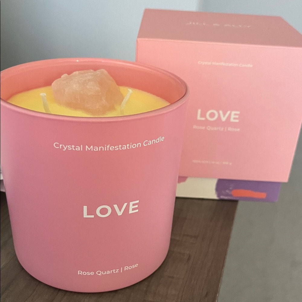 Jill & Ally Crystal Manifestation Candle LOVE Rose Quartz